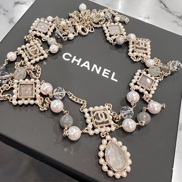 CHANEL CC Faux Pearl Chain Long Necklace Color Stone G21V - Picture 1 of 10